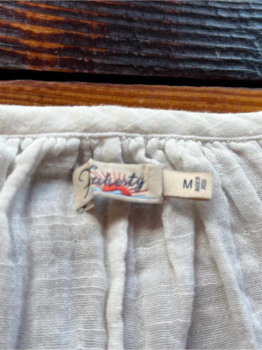 Faherty sleeveless top - Picture 3 of 9